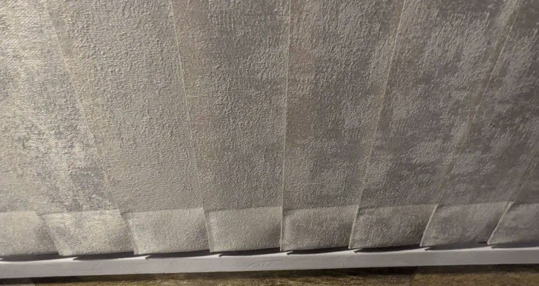 ニチベイ アルペジオ バーチカルブラインド、レールなし／スラットのみ、29枚