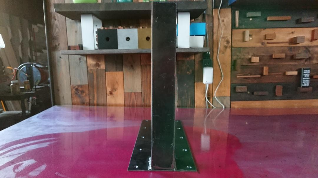 無塗装でアイアンなフラット鉄脚 ∞型 2脚ver. ローテーブル