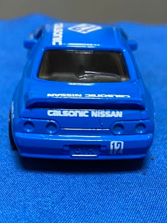 日本製TOMICA NO20日産スカイライン R32 カルソニック　INPUL