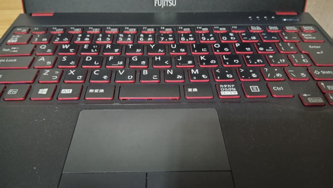 Fujitsu LifeBook UH75/C3 7世代i3