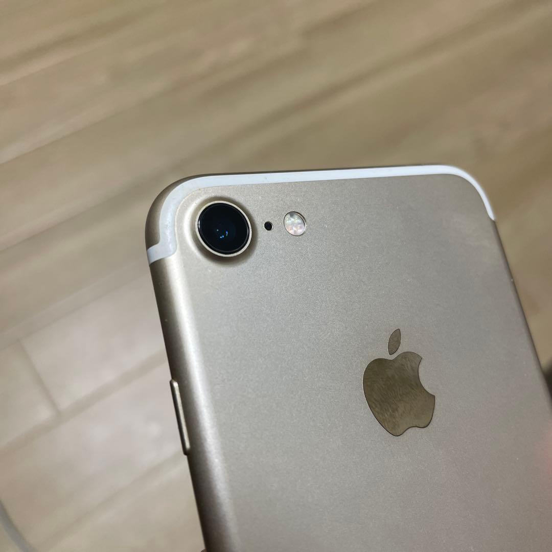 Apple iPhone 7 128GB au SIMロックあり 本体　ローズ