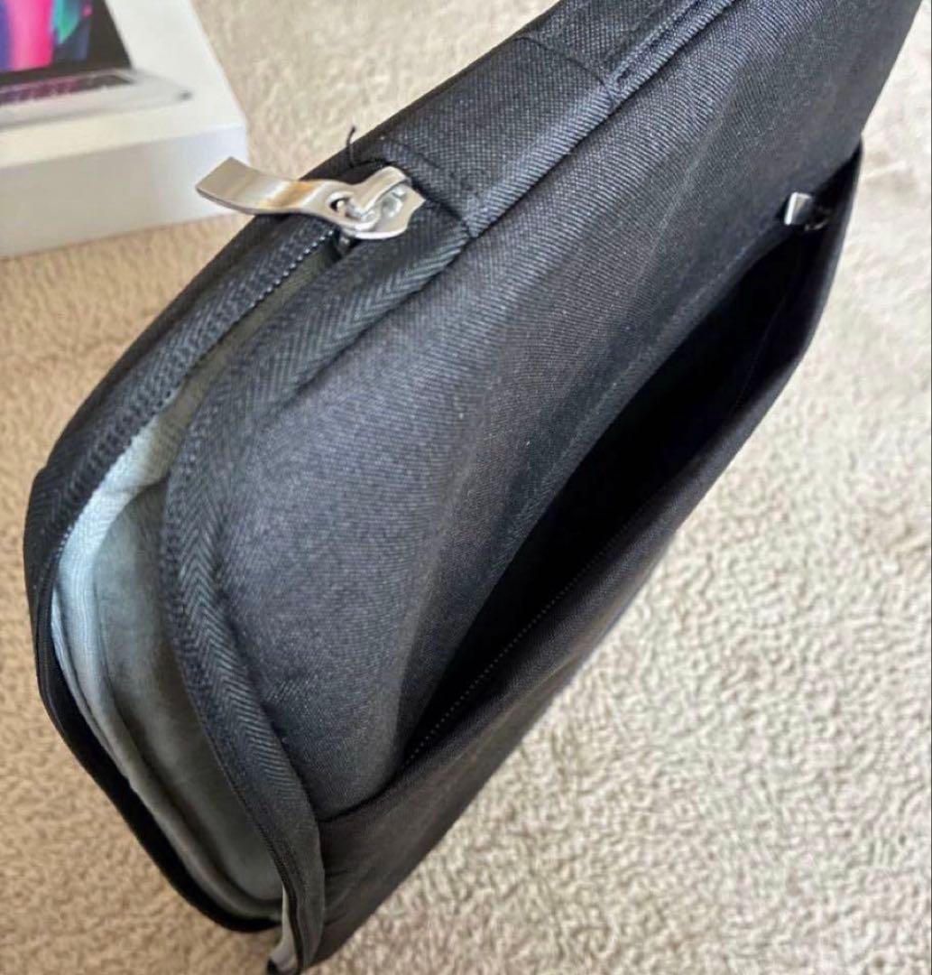 【ほぼ新品】【付属品等色々あり】M2 8GB/512GB MacBook Pro