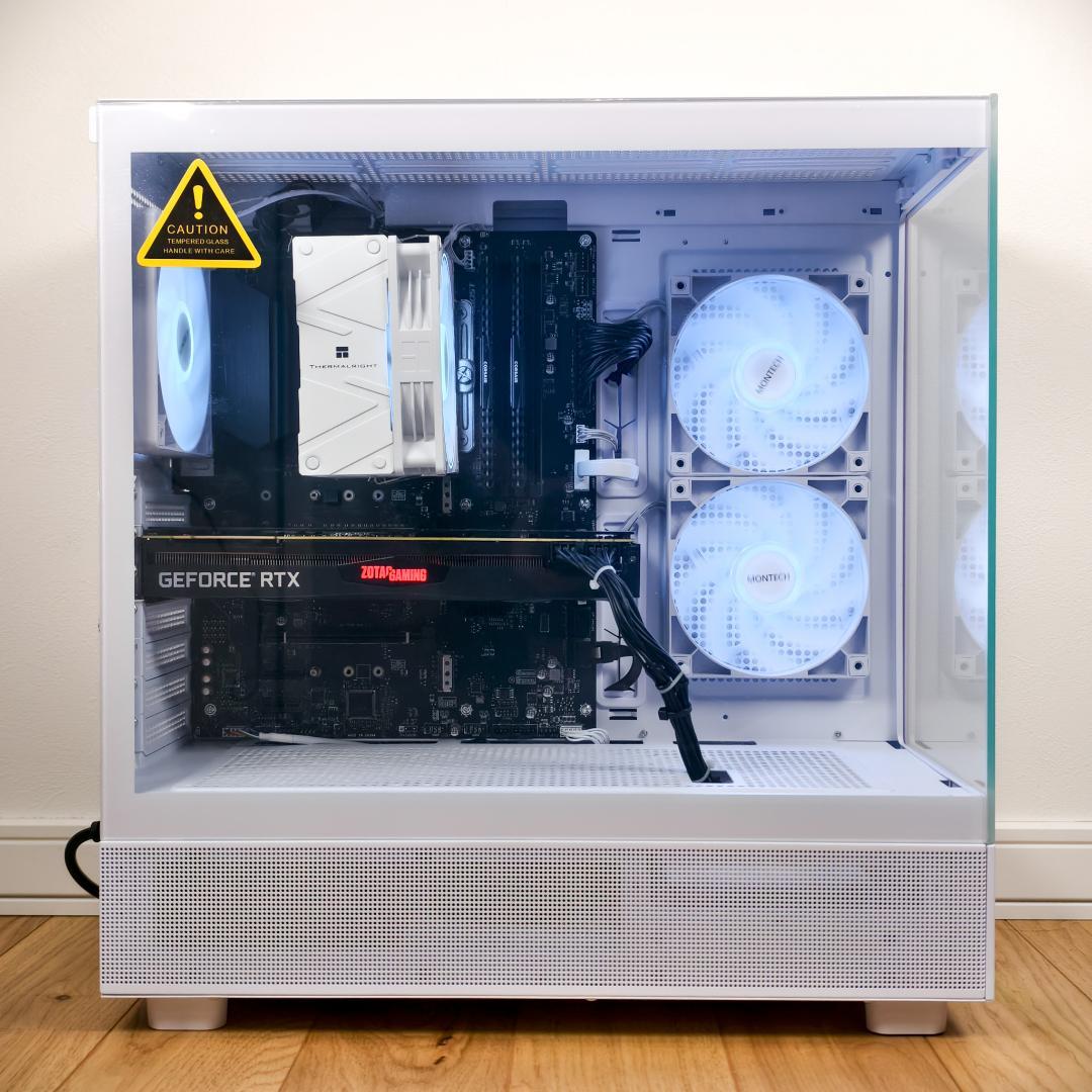 白ゲーミングPC i7-10700 RTX2070SUPER 初期設定済