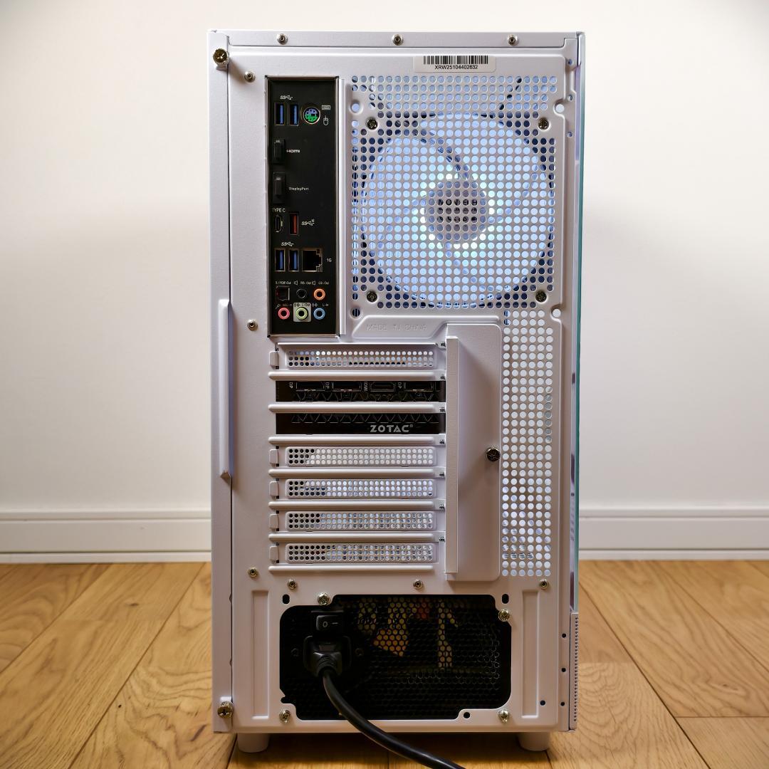 白ゲーミングPC i7-10700 RTX2070SUPER 初期設定済