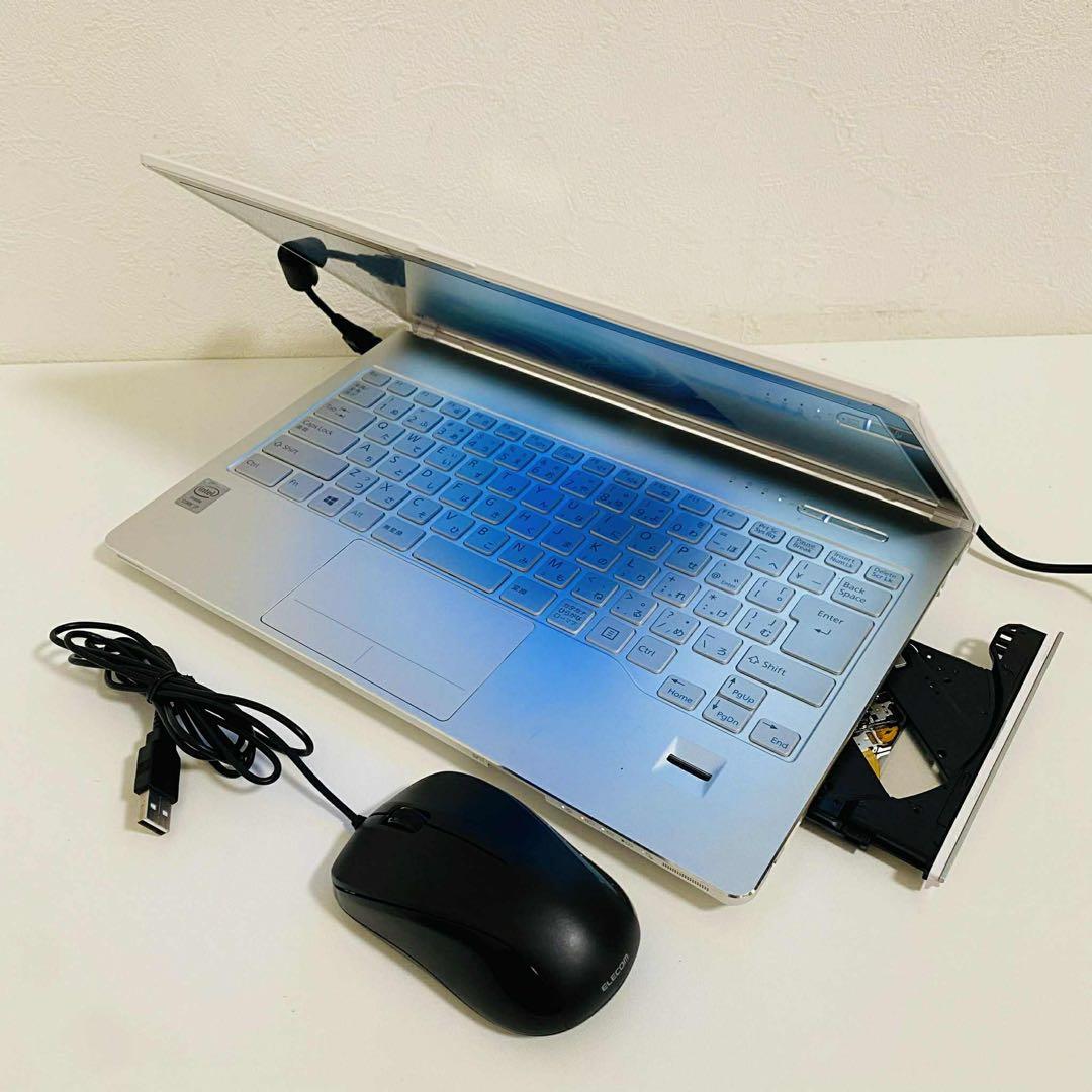 Y120 Fujitsuノートパソコンi7メモリ10G高速SSD Win11