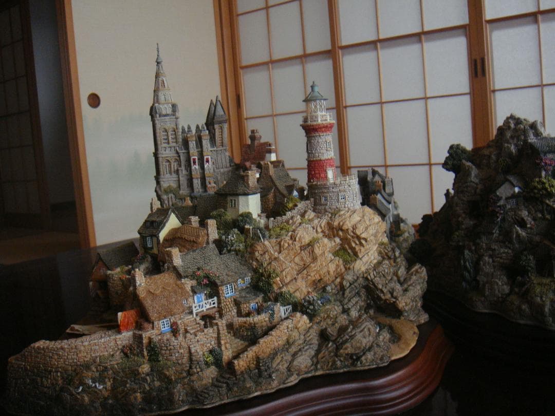 置物 DW THE MILLENNIUM AT HORSESHOE BAY