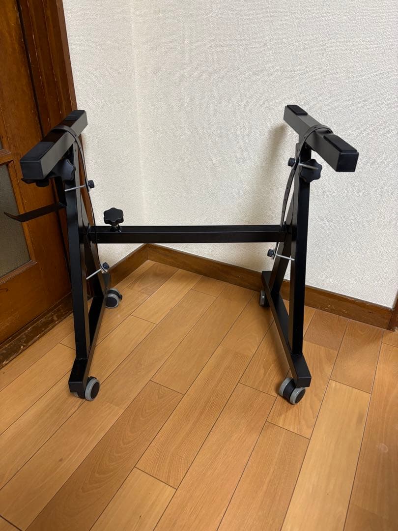 アラビックヤマト　Donner キーボードスタンド 黒