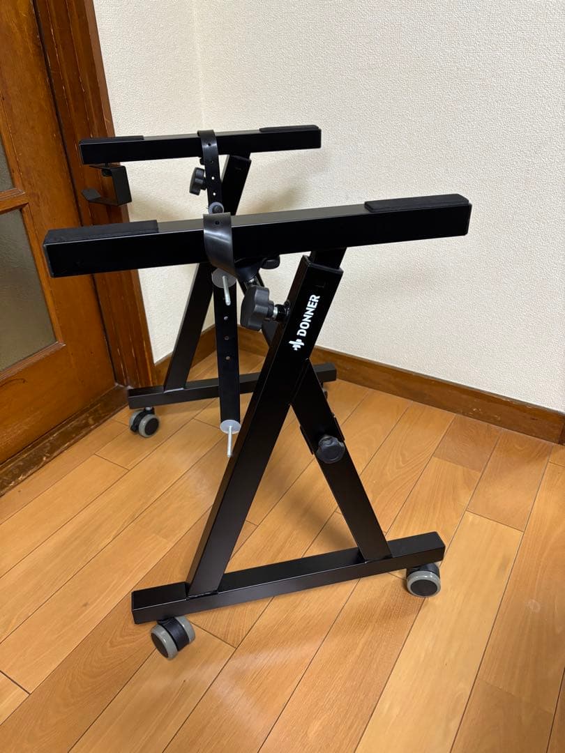 アラビックヤマト　Donner キーボードスタンド 黒