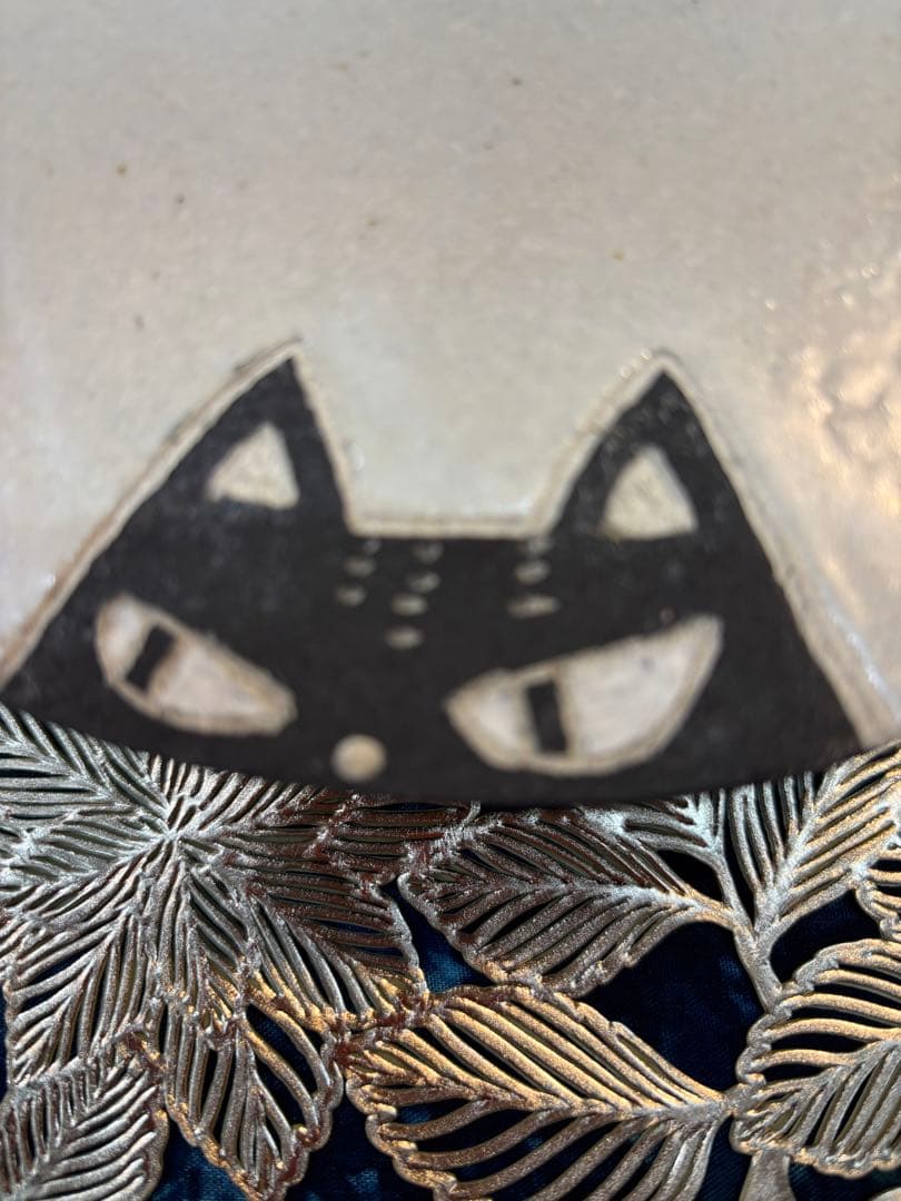 ケーキスタンド　猫デザイン　信楽焼きコンポティエ