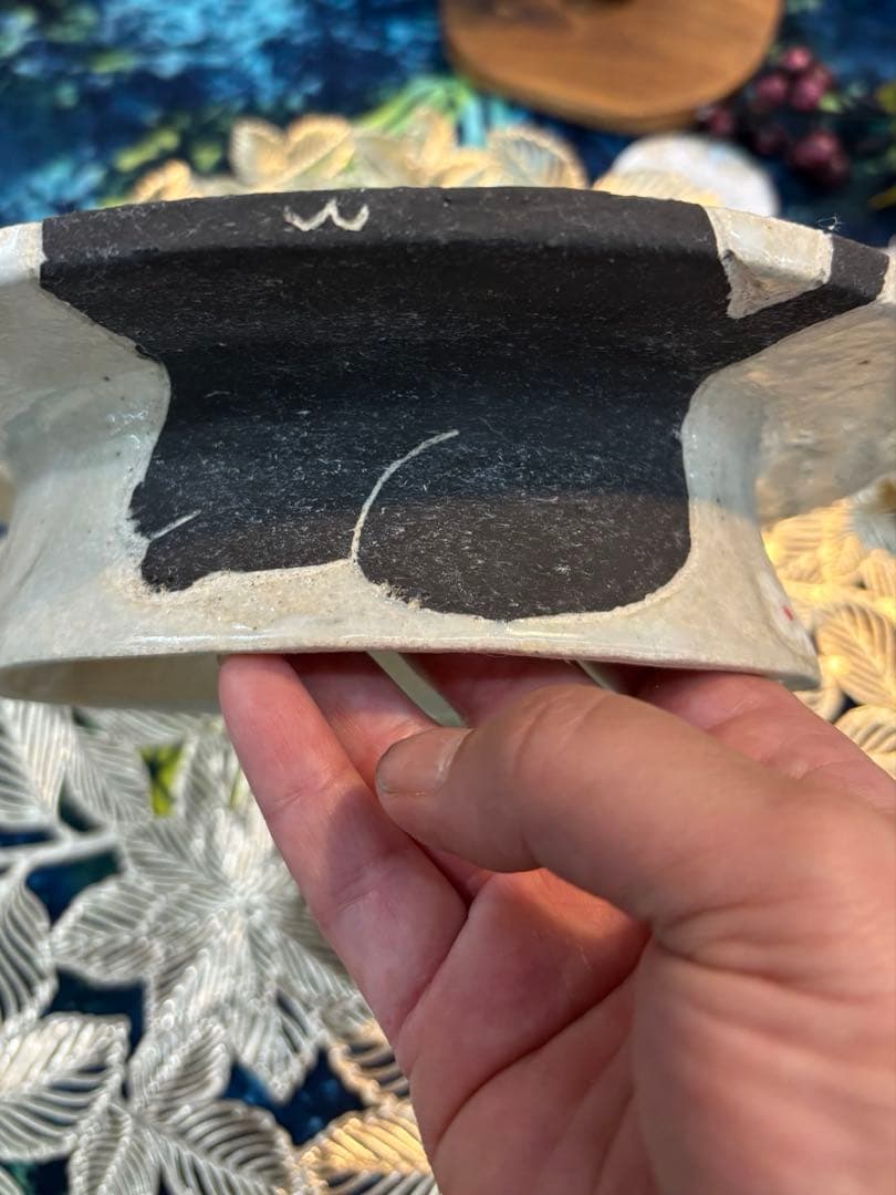 ケーキスタンド　猫デザイン　信楽焼きコンポティエ