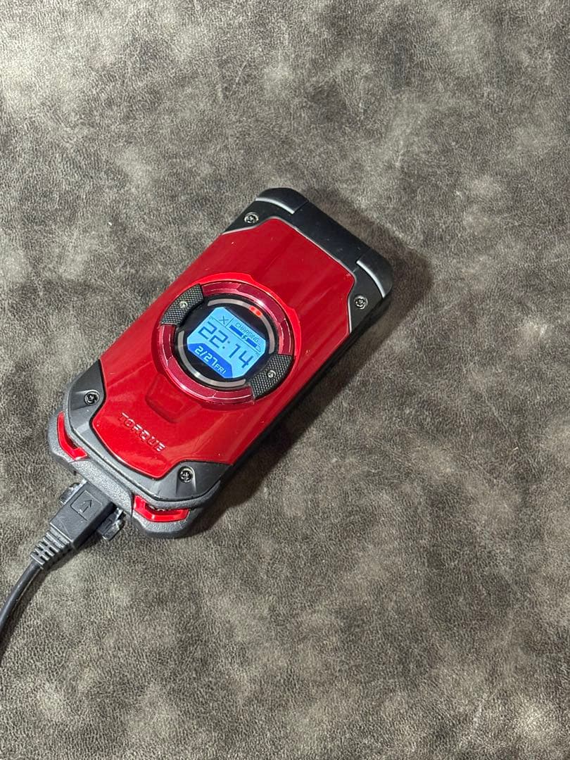 スマートフォン本体 au TORQUE X01 KYF33