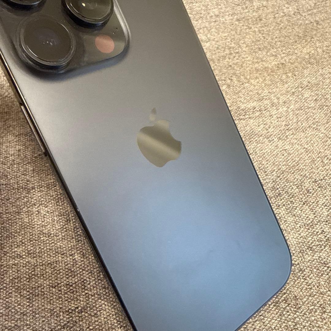 iPhone 16 Pro 512GB ブラックチタニウム