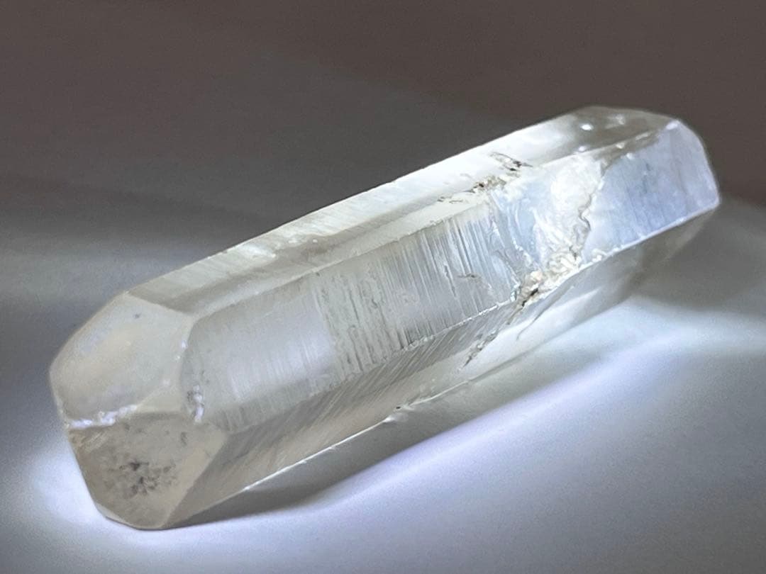 マスタークリスタル　ダウ　レムリアンシード　クリスタル　ピンク　原石　水晶