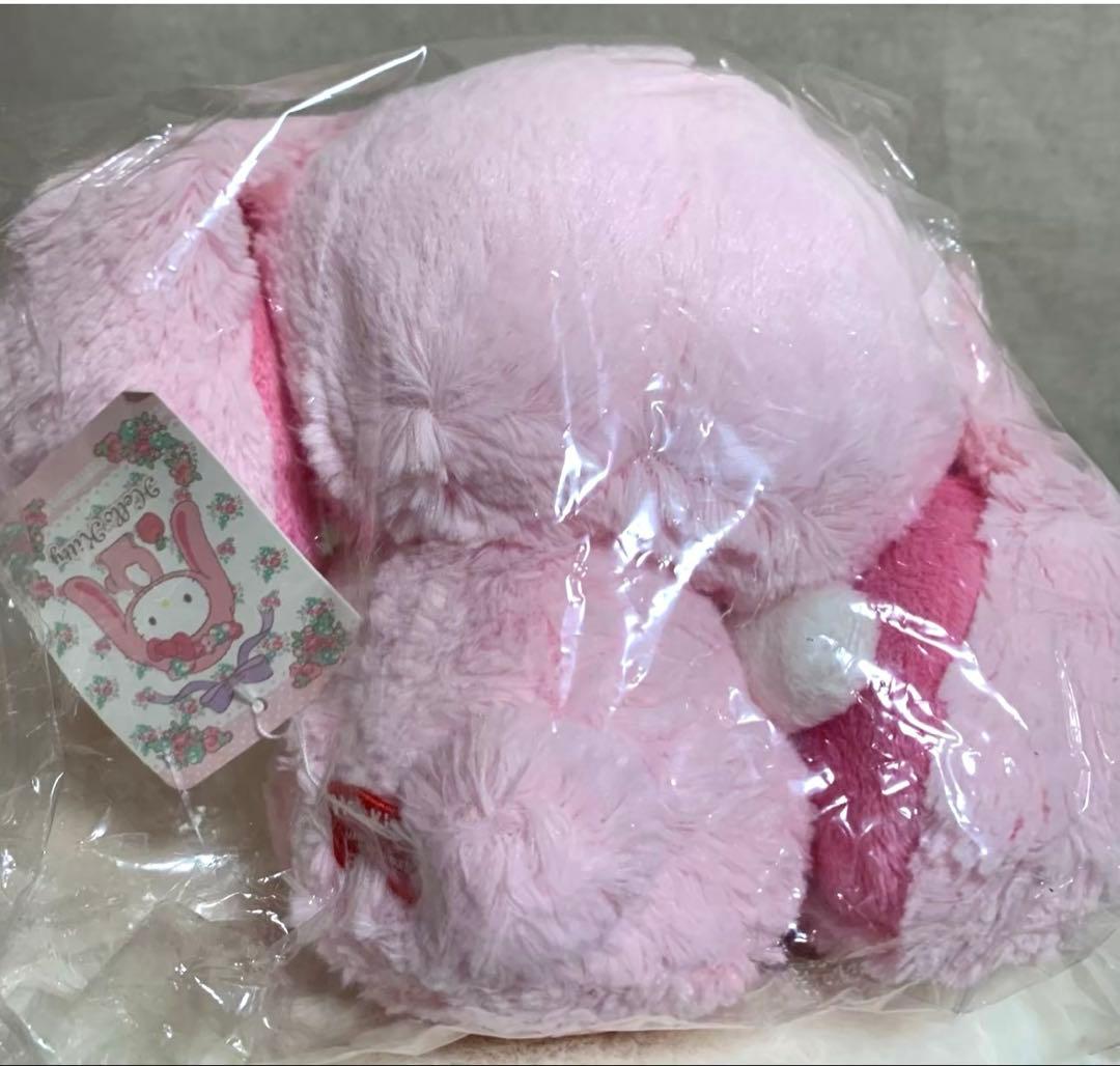 レア　ハローキティ　イヤーロップ