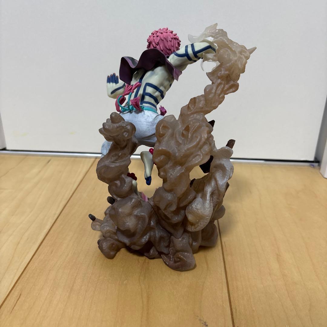 鬼滅の刃　猗窩座　フィギュア