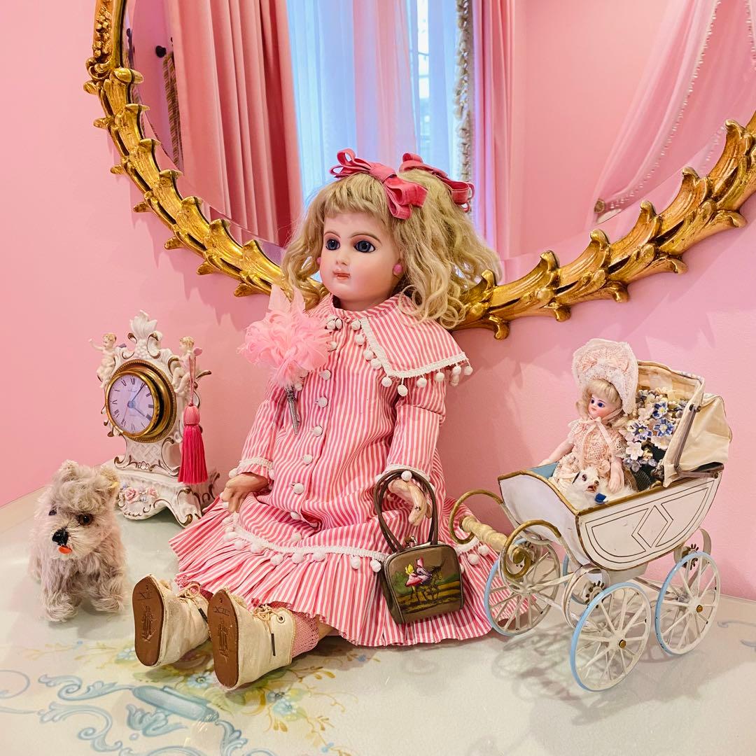 アンティークドールのドレス