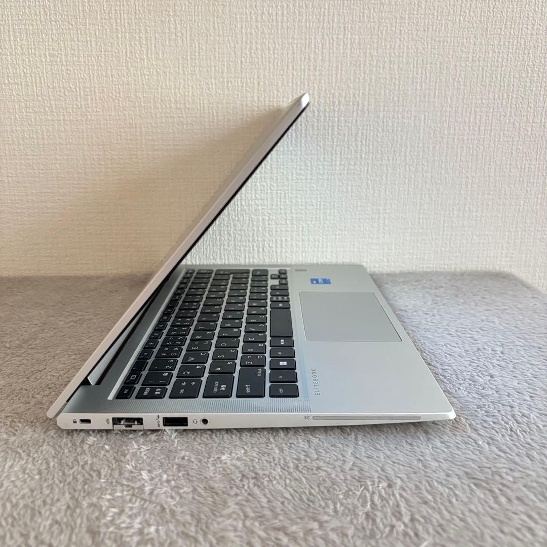 美品HP EliteBook 12世代 i5 高級軽型ノートPC 16GB