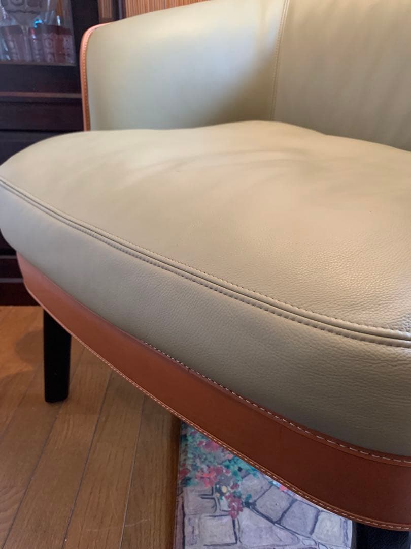 ポルトローナフラウ Nivola ニヴォラ 本革ラウンジチェア イタリア製