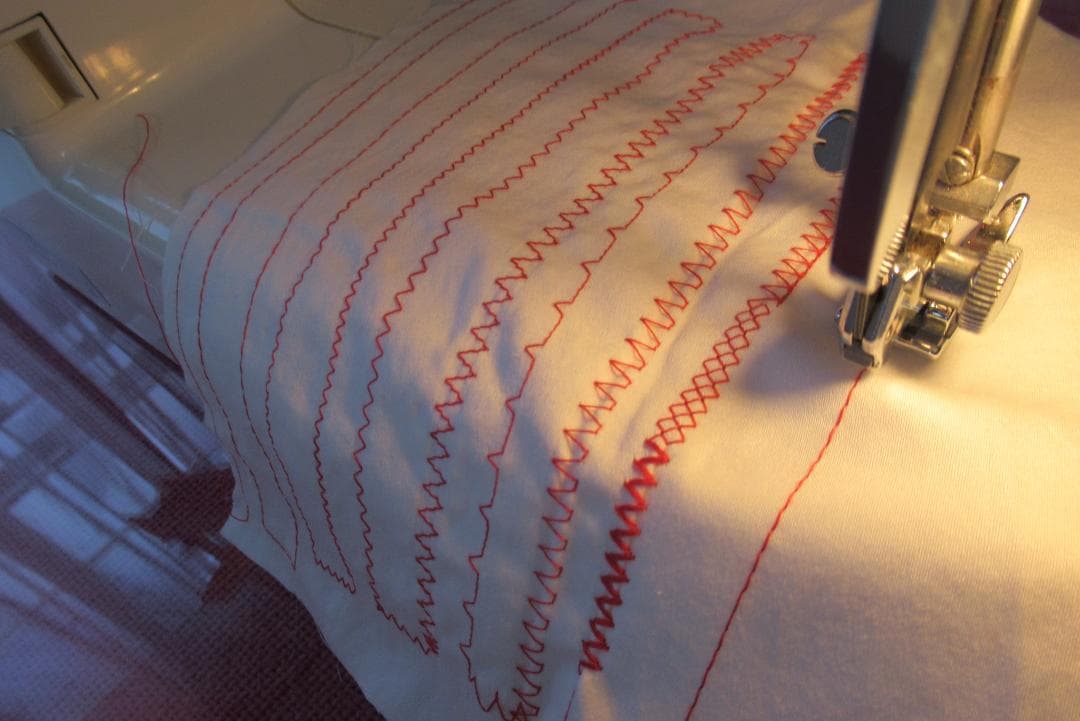 JAGUAR電動ミシン