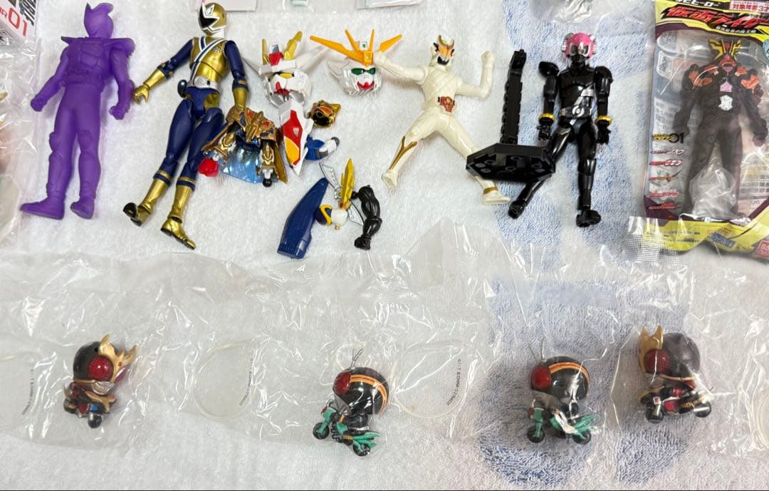 ウルトラマン/仮面ライダー /ガンダム /ウォータリアン　エイリアン　まとめ売り