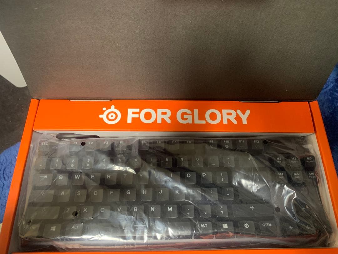 【購入日配送可】SteelSeries Apex Pro TKL キーボード