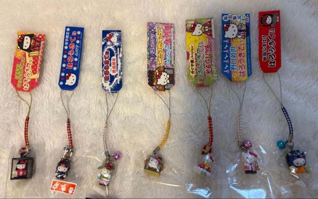 s*e様 【ご当地キティ 根付けストラップ】全国各地 14個セット ハローキティ