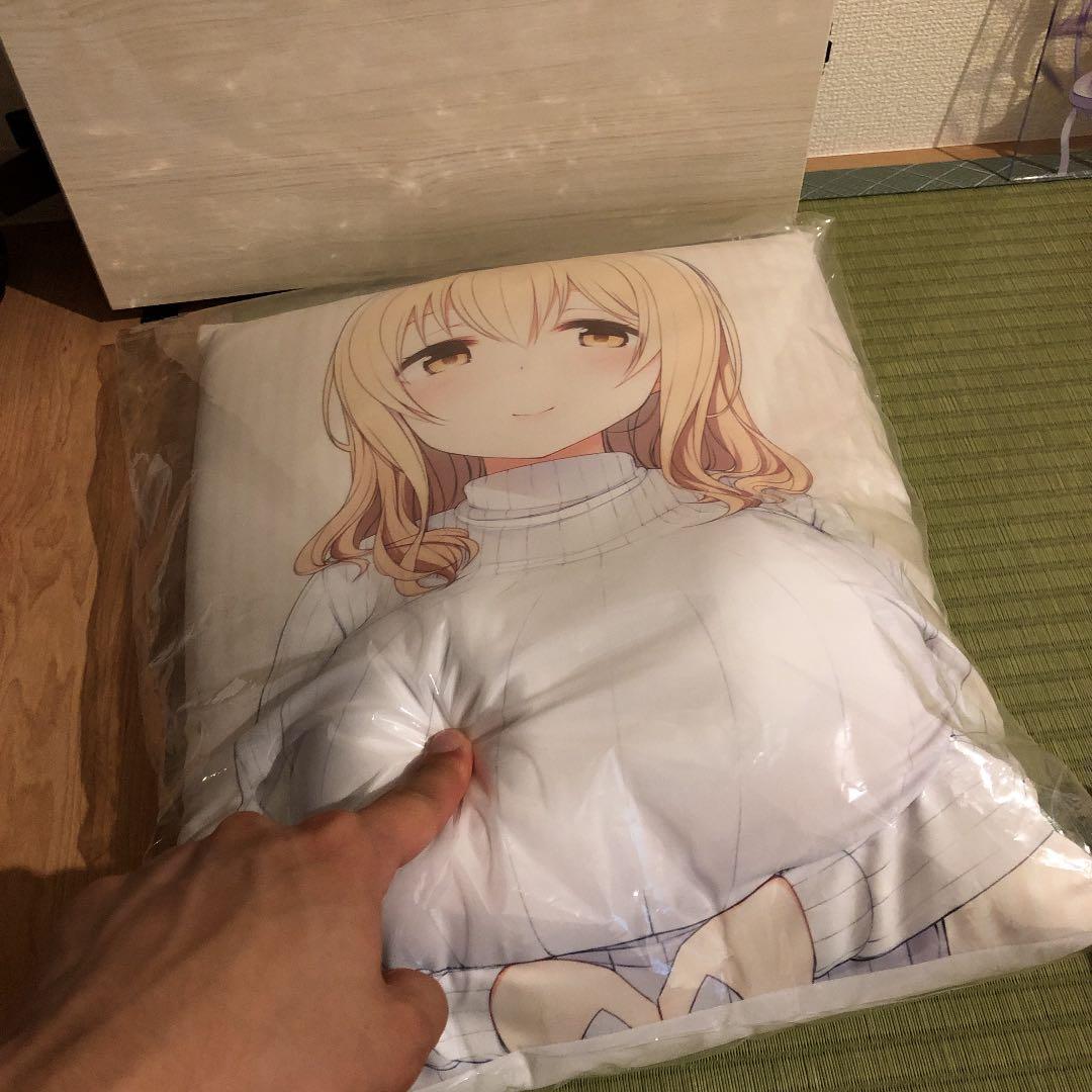 すのはら荘の管理人さん お乳が凄いクッション。