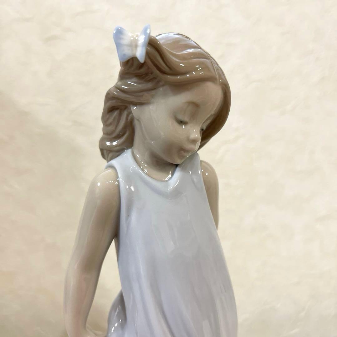 リアドロ【LLADRO 】蝶とお友達