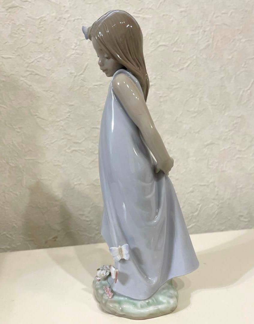 リアドロ【LLADRO 】蝶とお友達