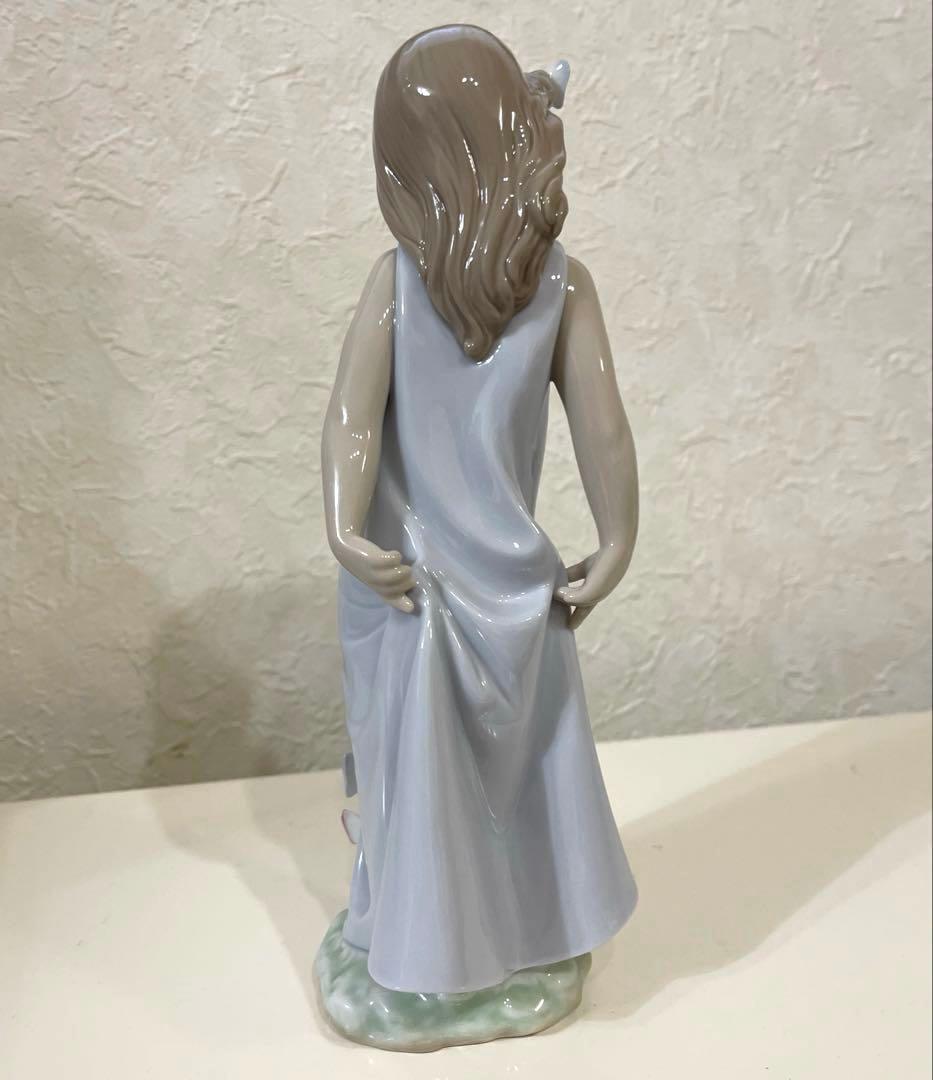 リアドロ【LLADRO 】蝶とお友達