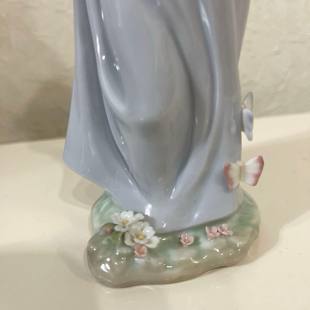 リアドロ【LLADRO 】蝶とお友達