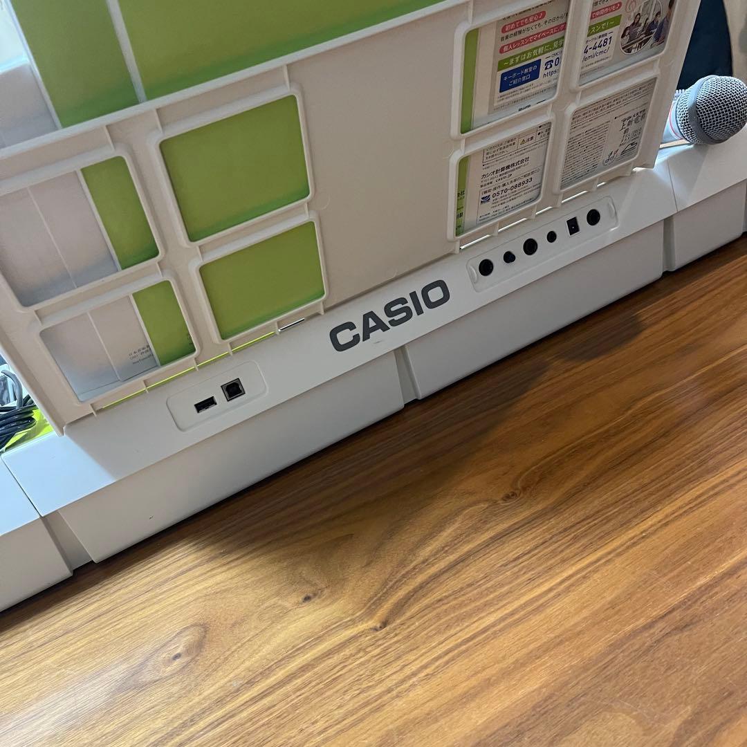 CASIO カシオLK-511 光ナビゲーションキーボード　電子ピアノ61鍵盤