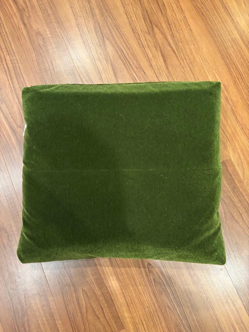 カリモク60 ロビークッション(モケットグリーン)