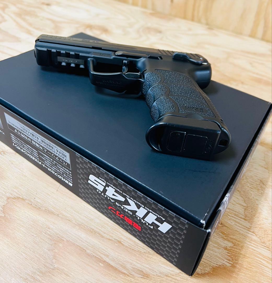 美品 東京マルイ 電動ガン ハンドガンタイプ HK45 バッテリー・充電器付き