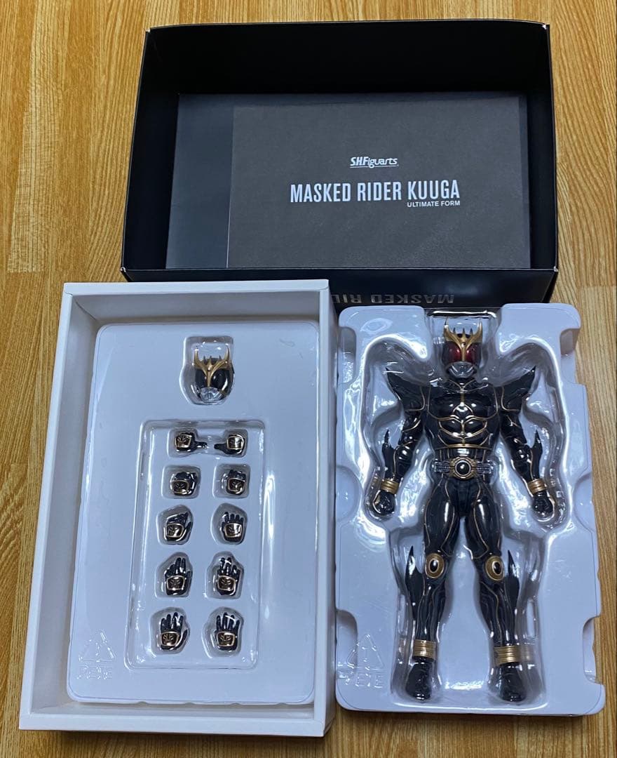 S.H.Figuarts 真骨彫製法 仮面ライダークウガ アルティメットフォーム