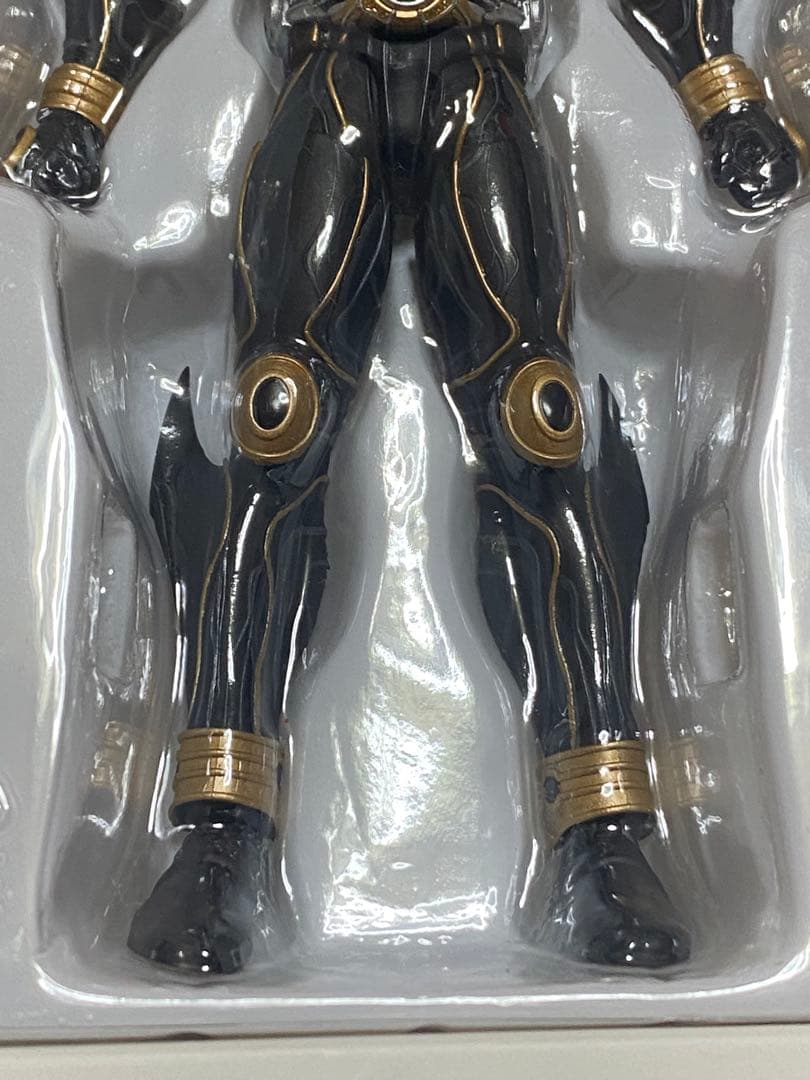 S.H.Figuarts 真骨彫製法 仮面ライダークウガ アルティメットフォーム