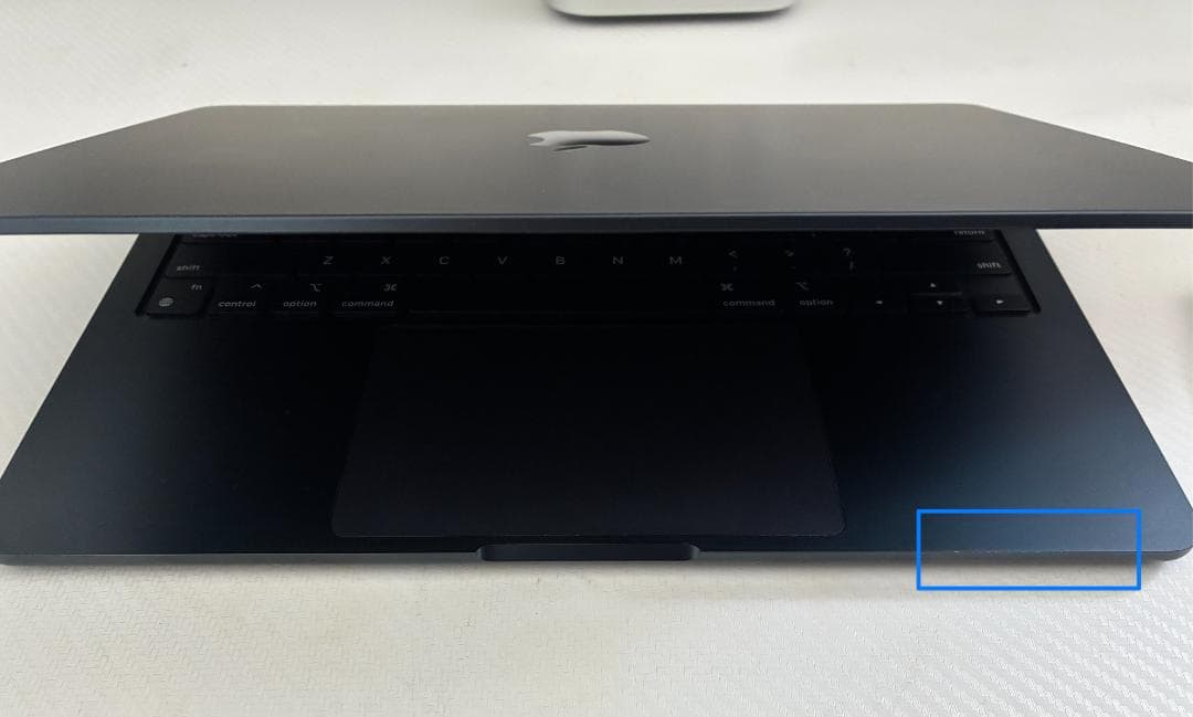 MacBook Air M2 13\" / 24GB / 1TB / USキー