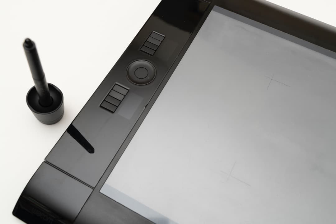 液タブ・ペンタブ wacom Intuos4 PTK-1240 XL extra large