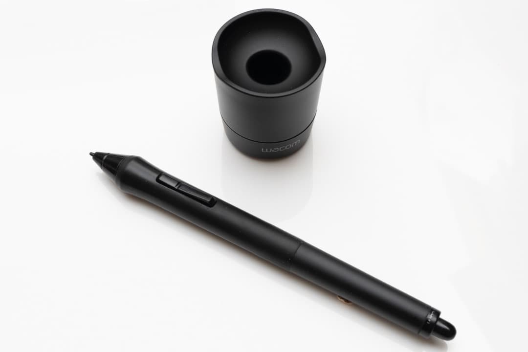 液タブ・ペンタブ wacom Intuos4 PTK-1240 XL extra large