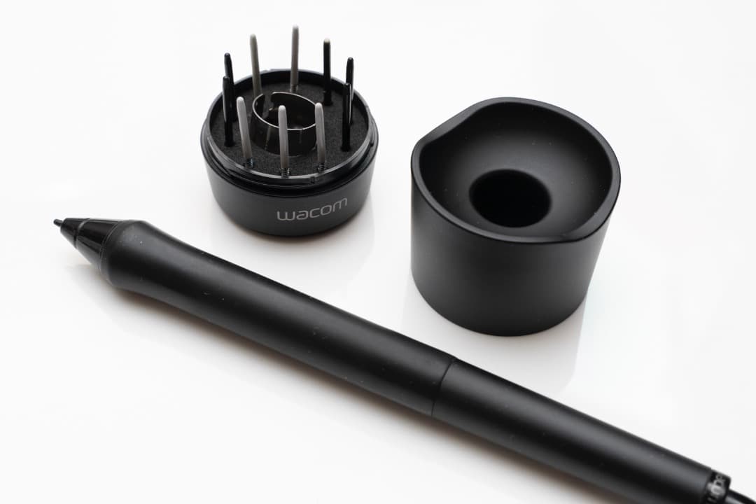 液タブ・ペンタブ wacom Intuos4 PTK-1240 XL extra large