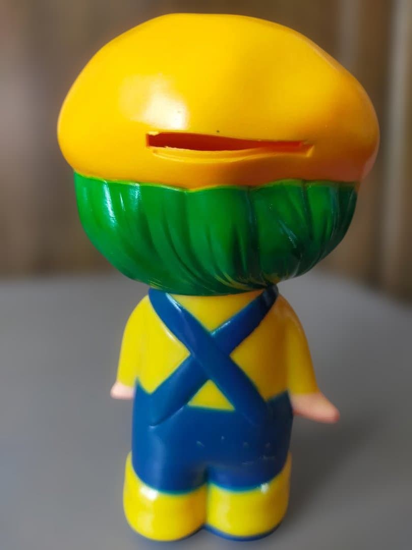 ソフビ貯金箱、人形５個　ノベルティ　非売品