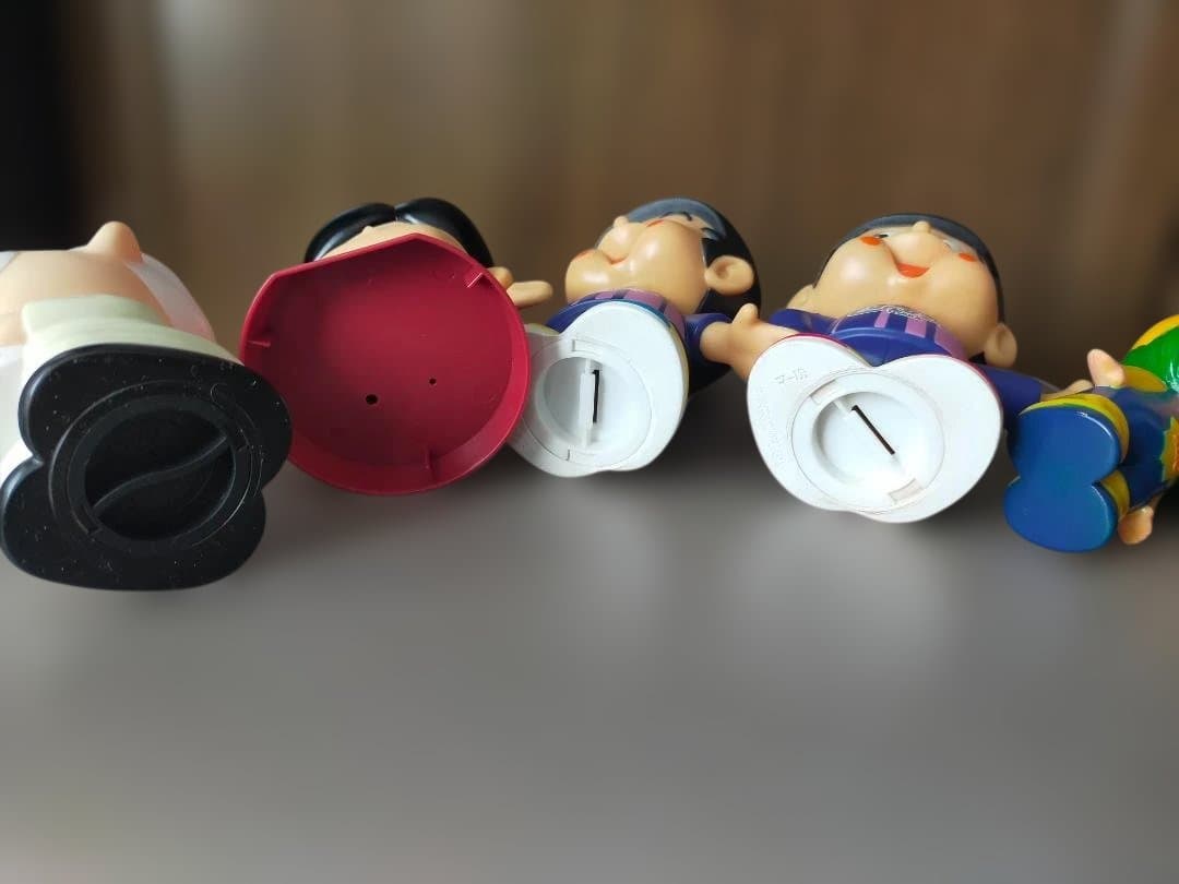 ソフビ貯金箱、人形５個　ノベルティ　非売品