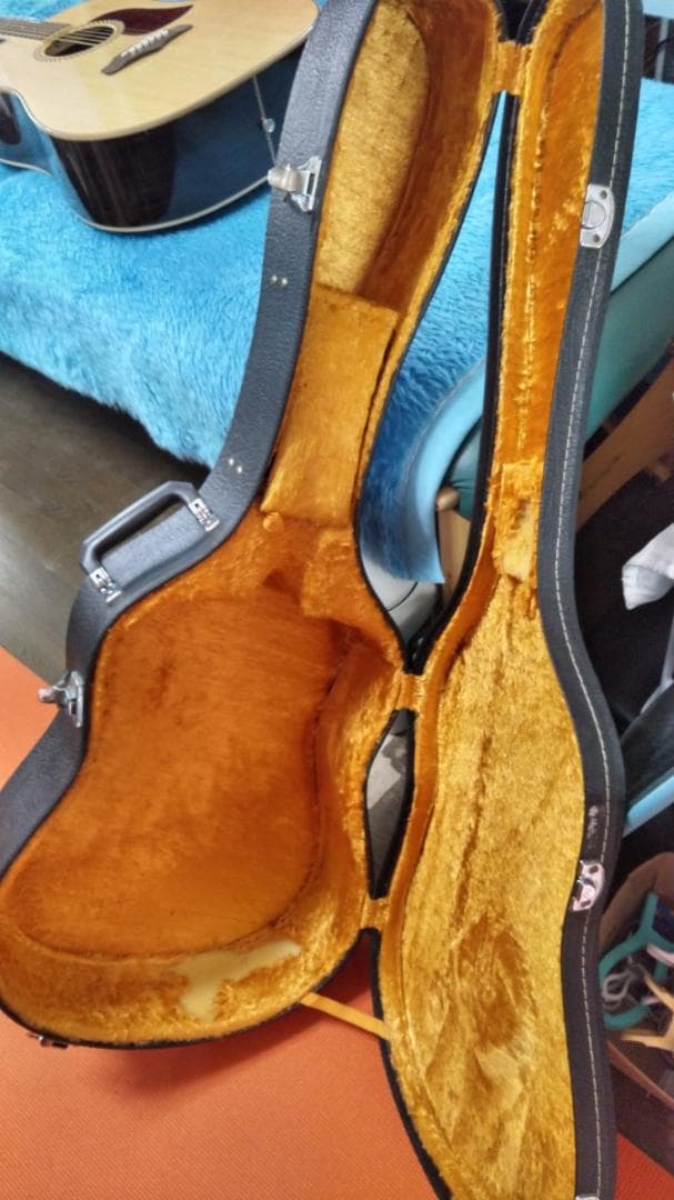 美品！　ARIA アコースティックギター　スプルース　ハードケース付き