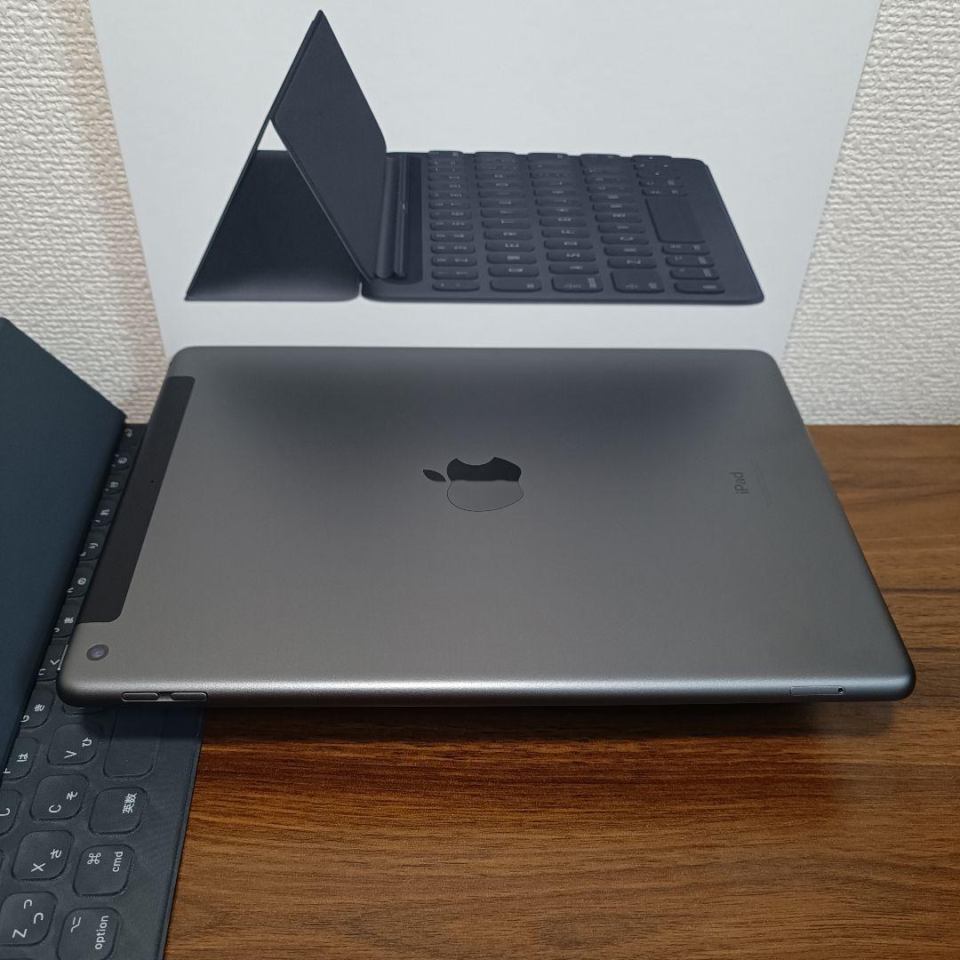 iPad 第9世代 Cellular 64GB、 Smart Keyboard