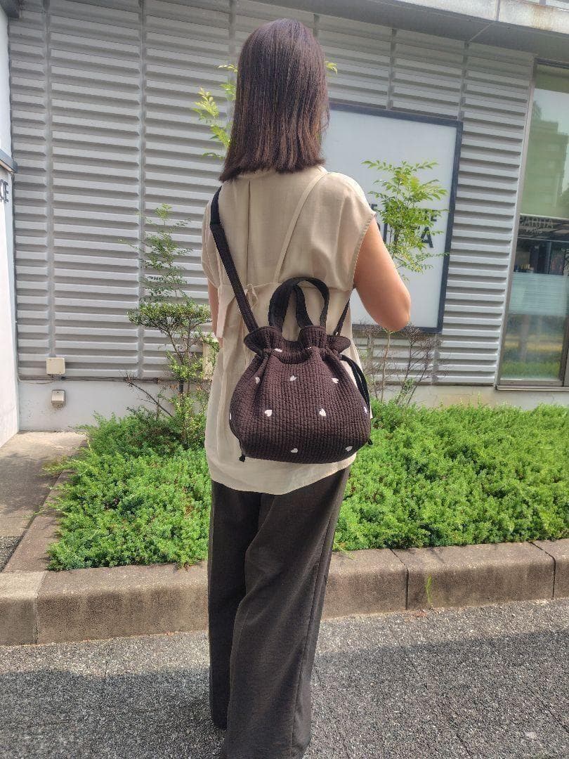 外ポケット 底板ヌビ ショルダー☆ボンボンバッグ☆ ブラック ヌビ 巾着