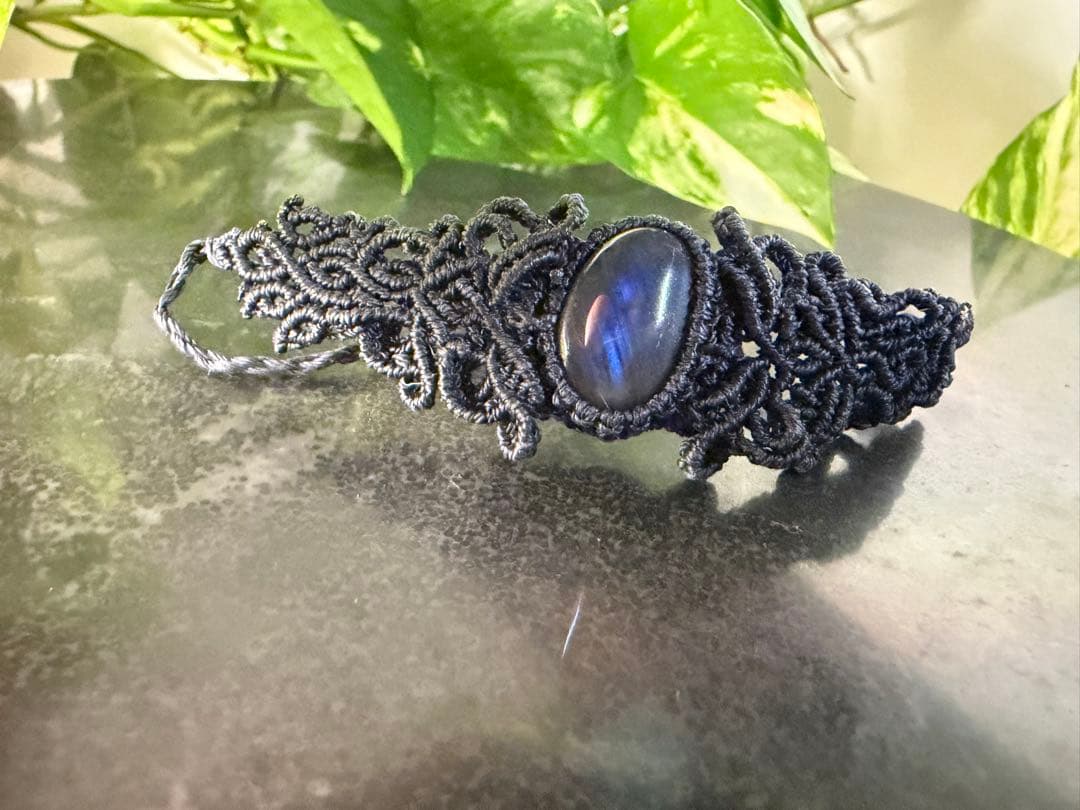 【碧海】ブルーシラー ラブラドライト マクラメブレスレット b026