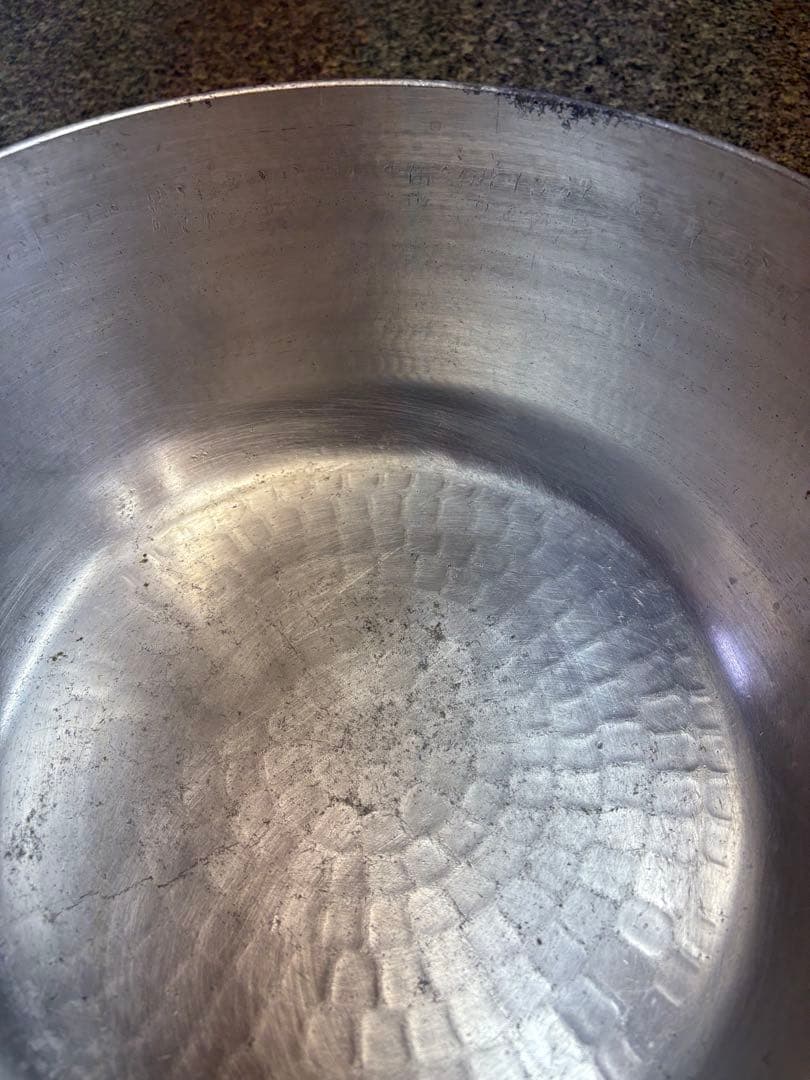 アルミ製ヤットコ鍋　30センチ