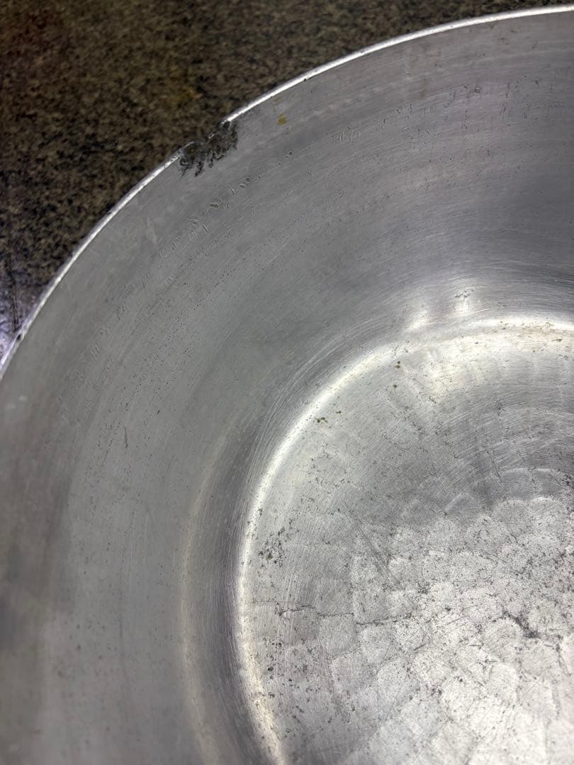 アルミ製ヤットコ鍋　30センチ