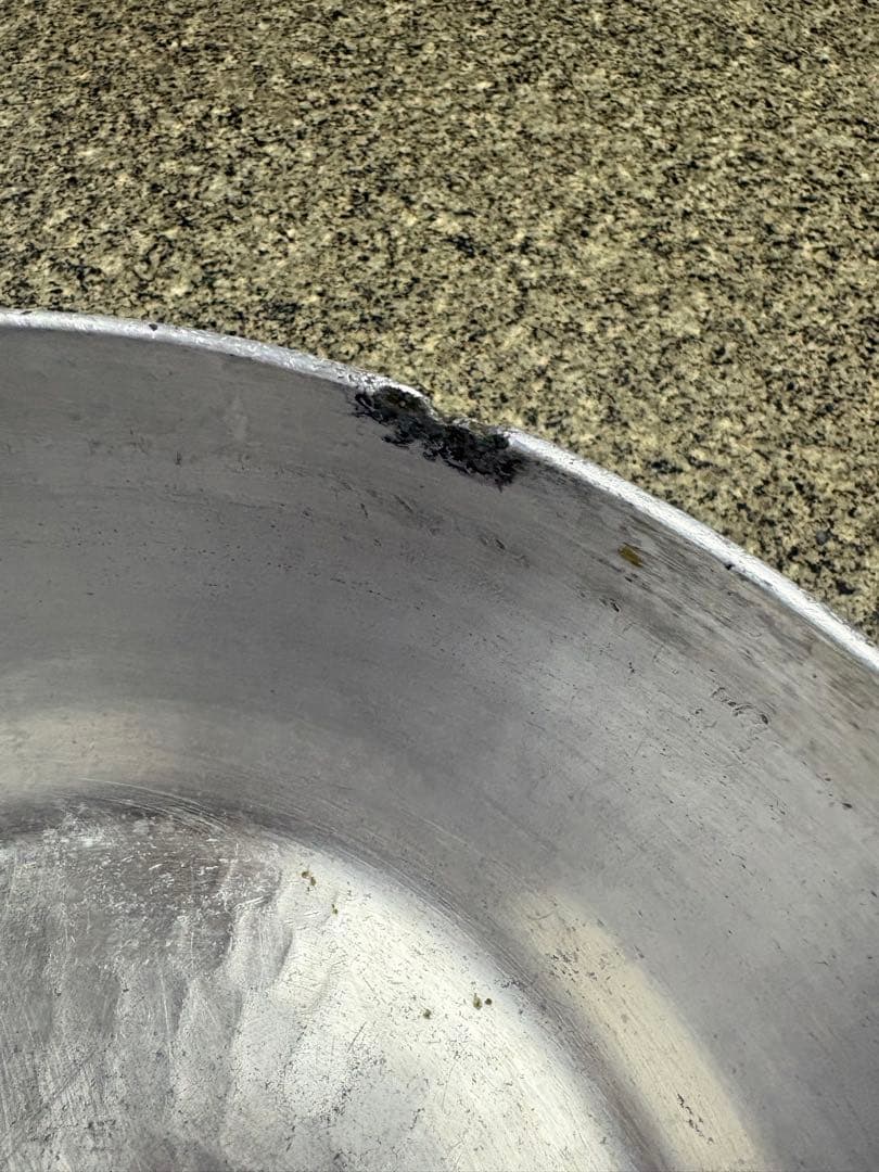 アルミ製ヤットコ鍋　30センチ