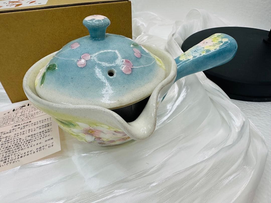 新品未使用　【薄紅花景色　平急須】瀬戸焼 急須 工房「ゆずりは」